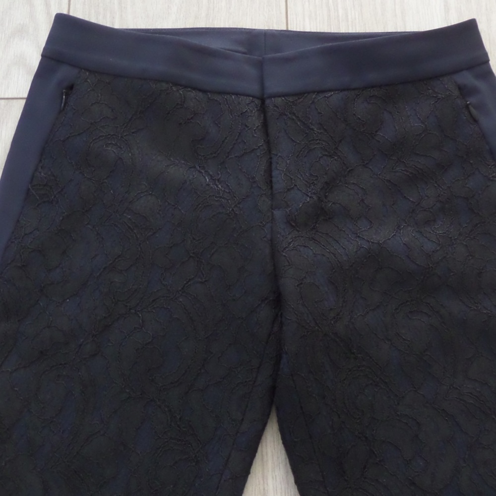 Club Monaco women's   lace pants. Size: 2